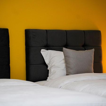 Ten Guest House Pristina Kültér fotó