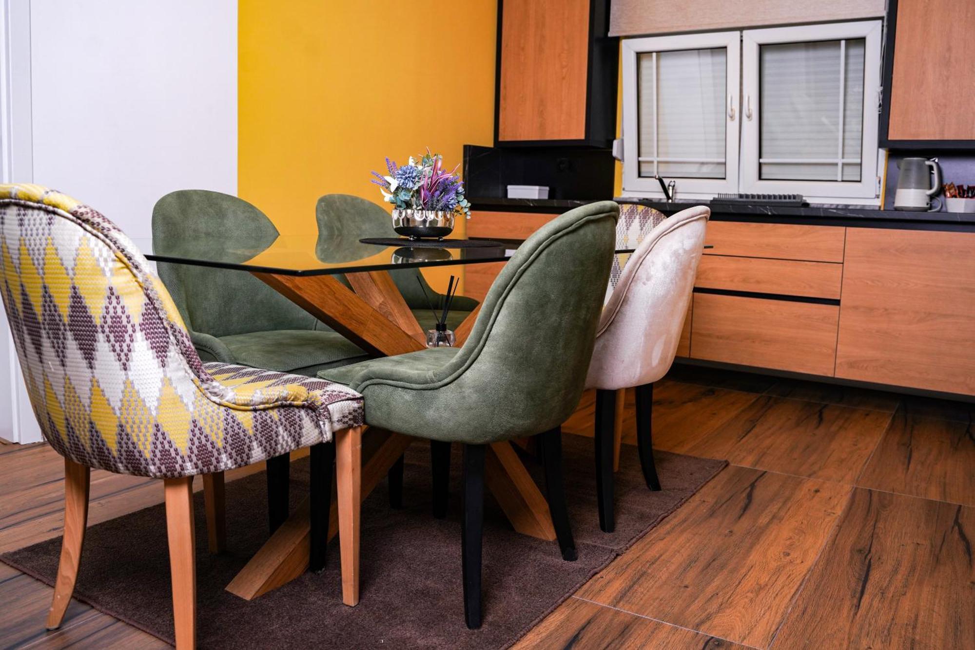 Ten Guest House Pristina Kültér fotó